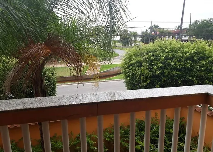 Apartamento, 5 Minutos Da Praia Bertioga